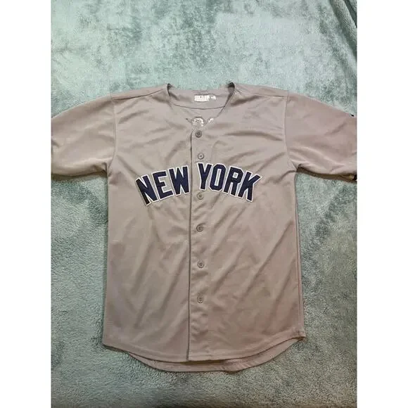 New York Yankees Didi Gregorius #18 Gray Button Jersey Size US UK Medium - Picture 2 of 8